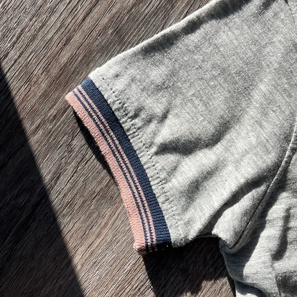NWT Sovereign code, Boys size 4 gray/ navy/ pink polo - Picture 5 of 5